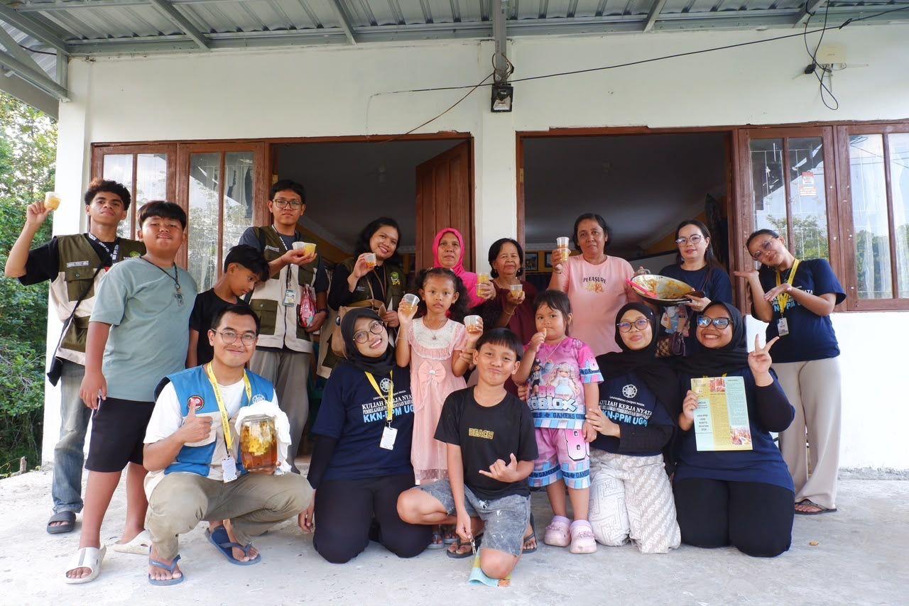 Pemberdayaan UMKM melalui Inovasi Pengolahan Nanas, Pengemasan dan Labelisasi Produk 