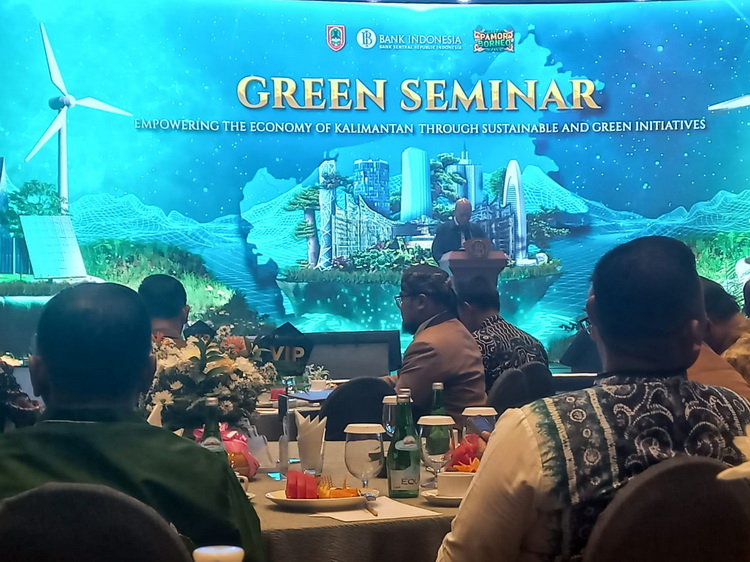 Bappedalitbang Prov. Kalteng Hadiri Seminar Empowering the Economic of Kalimantan Through Sustainable and Green Initiatives