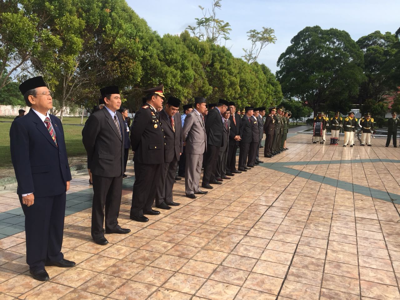 Ziarah dan Tabur Bunga Hari Pahlawan 10 November