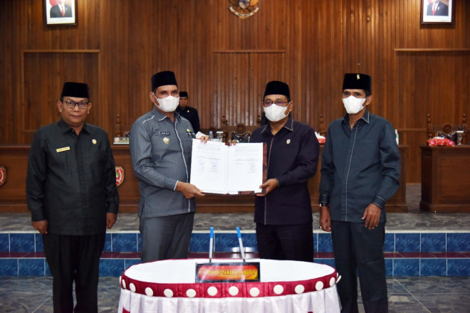 Pemkab Kotawaringin Barat dan DPRD Sepakati Bersama Tiga Buah Ranperda