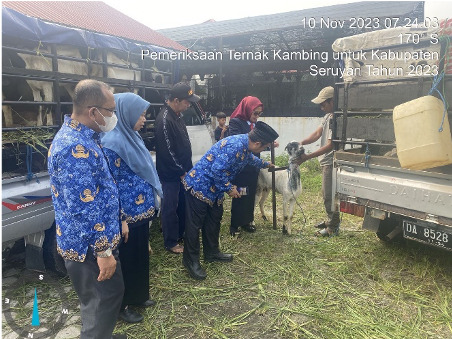Kadis TPHP Prov. Kalteng Serahkan Bantuan Ternak Kambing Peranakan Etawa untuk Kab. Seruyan