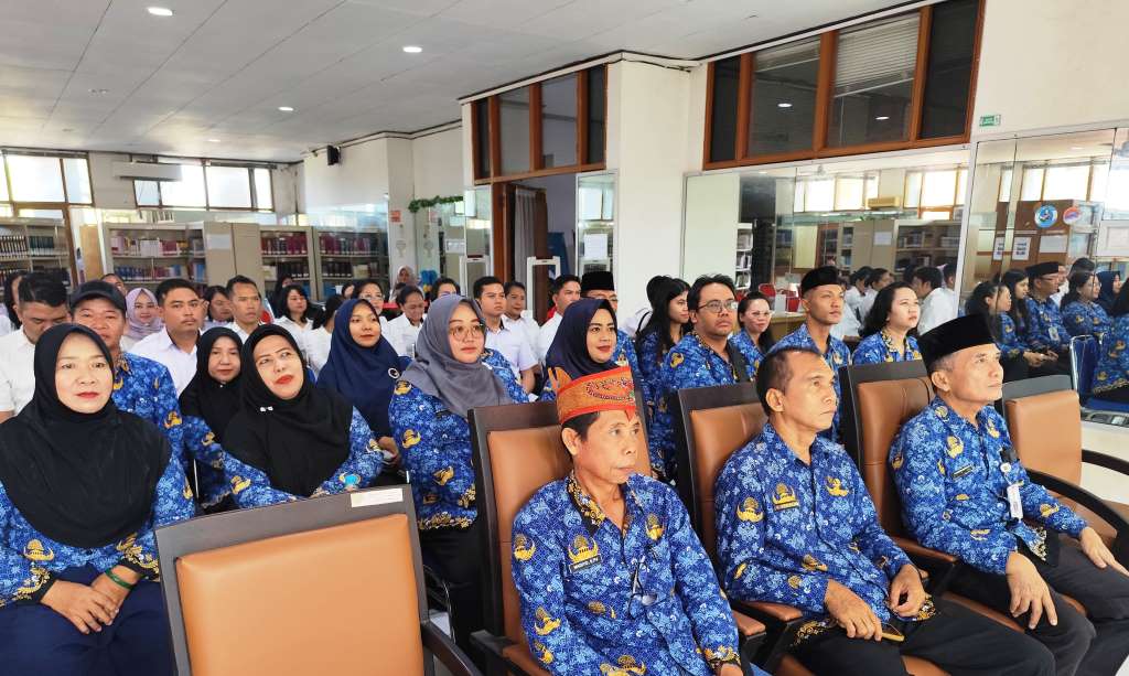 Dispursip Kalteng Ikuti Upacara Ziarah Nasional Peringatan Hari Pahlawan