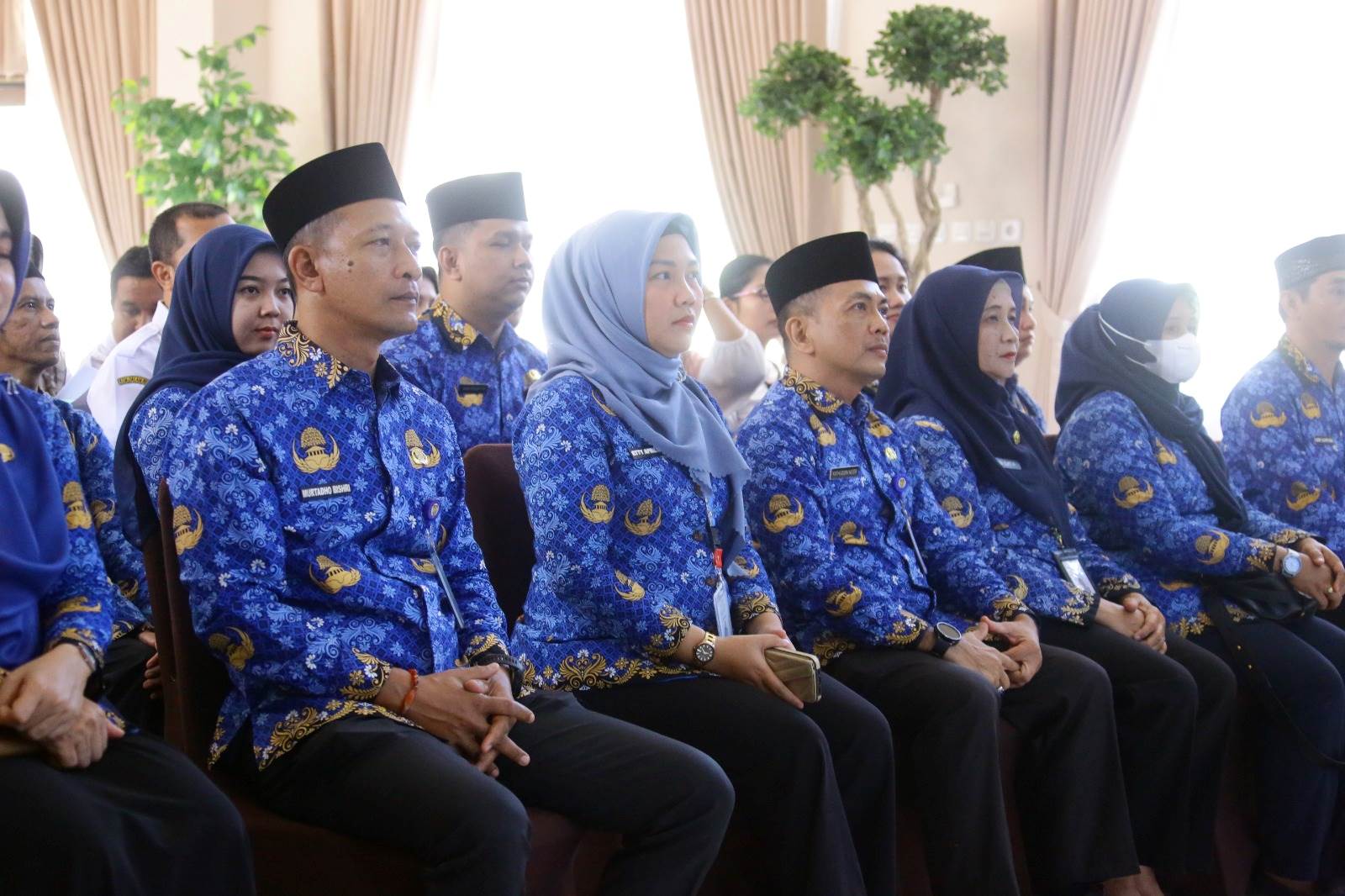 Dalam Rangka Peringatan Hari Pahlawan, Dinas PMD Ikuti Upacara Ziarah Nasional Secara Virtual