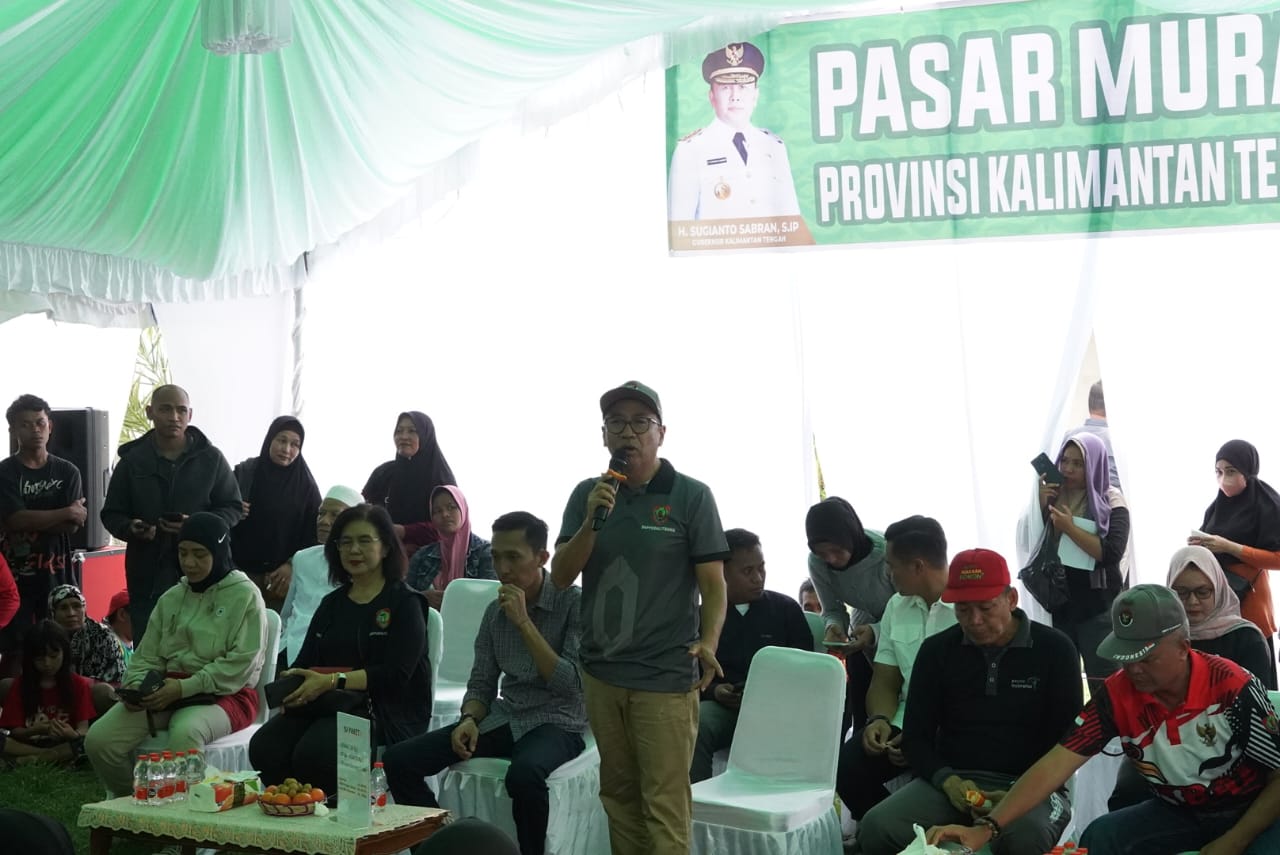 Antusias Hadiri Pembukaan Pasar Murah, Ribuan Warga Padati Halaman Masjid Agung Al Falah Sampit