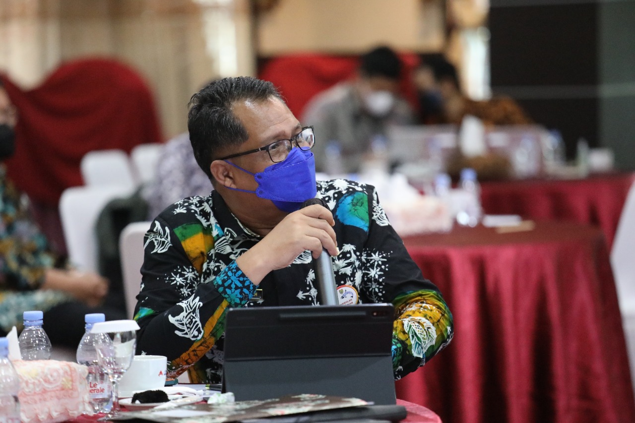 Kadislutkan Hadiri FGD Prospek dan Investasi Tambak Udang Vaname Kalteng