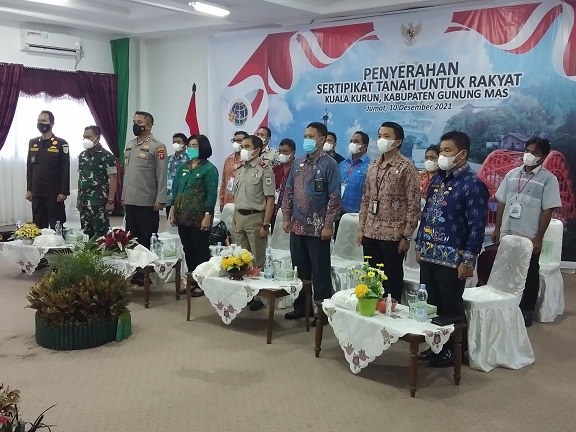 Wakil Bupati Hadiri Penyerahan Sertifikat Tanah oleh Menteri ATR/Kepala BPN Secara Virtual