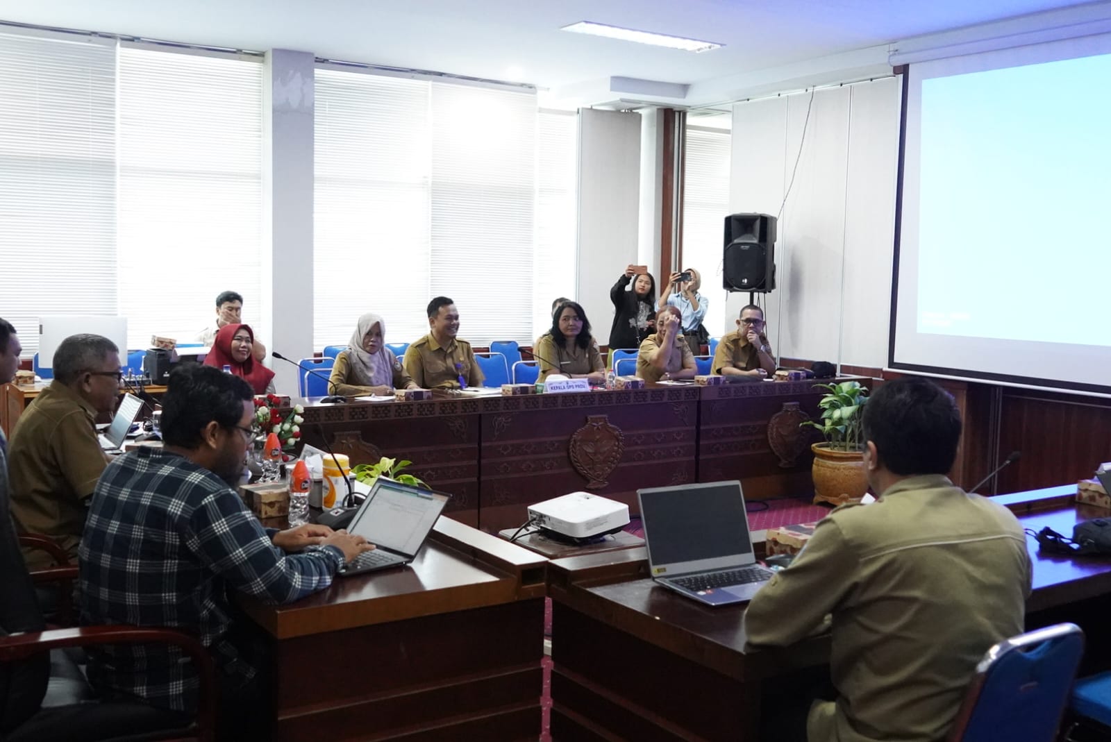 Pimpin Rakor Percepatan Penerapan BLUD di SMKN, Plt Sekda M. Katma F. Dirun Sampaikan Implementasi BLUD pada SMKN Menjadi Langkah Prioritas