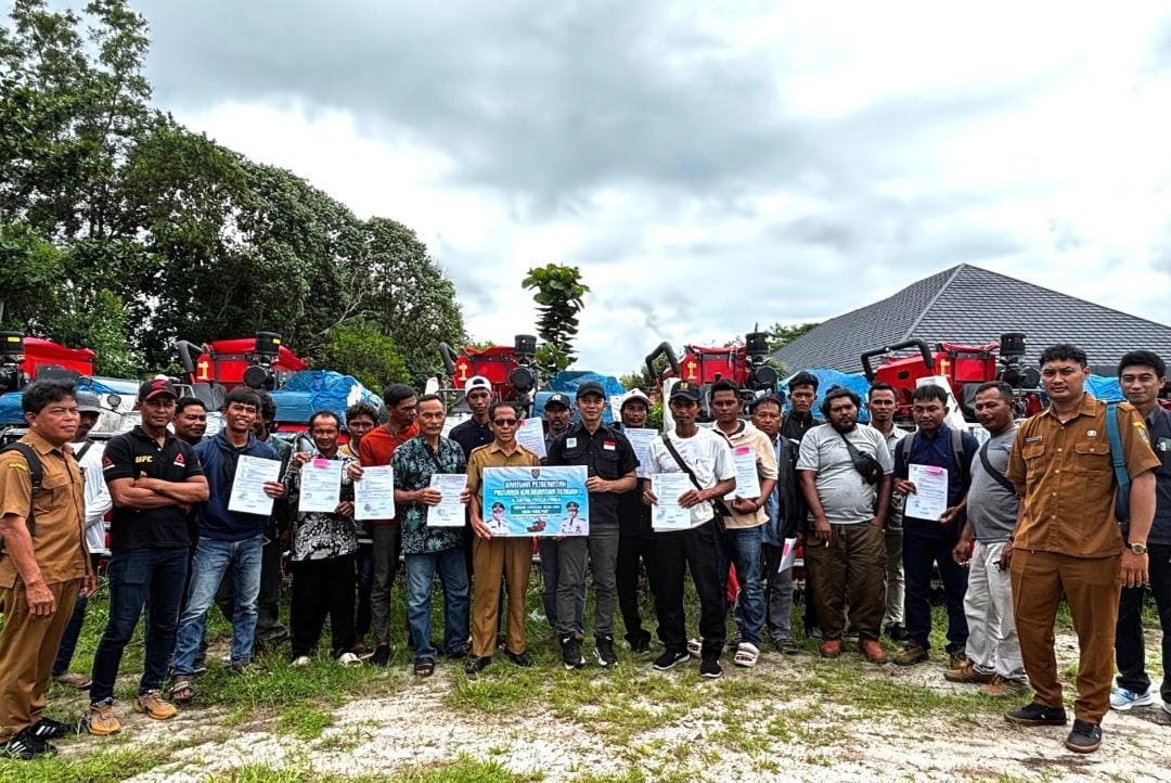 Pemprov Kalteng Distribusikan Alsintan untuk Tingkatkan Efisiensi Panen Petani