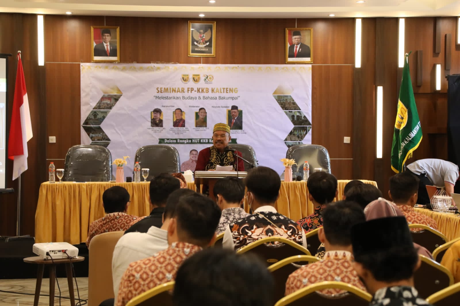 Sekda H. Nuryakin Buka Seminar Forum Pemuda KKB Kalteng