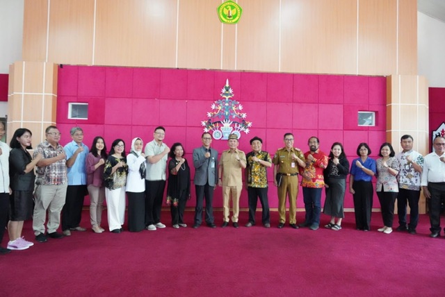Beri Dukungan Terhadap Pengembangan Pendidikan di Kalteng, Gubernur H. Agustiar Sabran Kunjungi UPR
