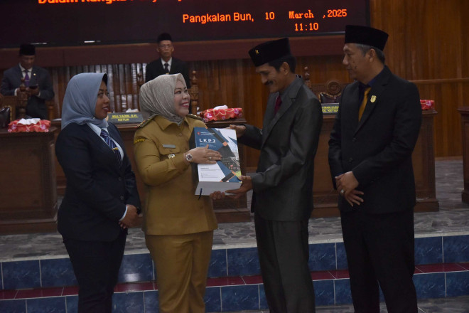 Sampaikan Pidato Pengantar LKPJ, Bupati Hj. Nurhidayah Paparkan Realisasi Pendapatan dan Belanja TA 2024