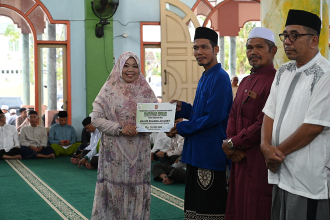 Bupati Hj. Nurhidayah Awali Rangkaian Kegiatan Safari Ramadan di Kecamatan Arut Selatan