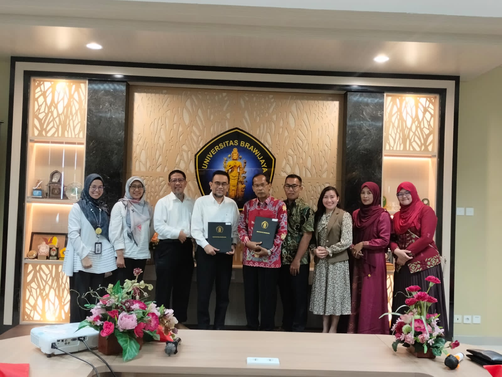 Percepat Pemenuhan Kebutuhan Dokter dan Perawat Spesialis, Kadis Kesehatan Kalteng dan Dekan FKUB Malang Teken PKS