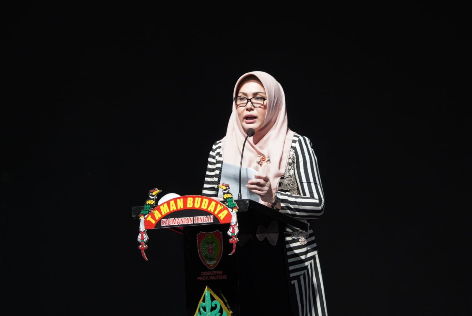 Mengusung Tema “Kartini Kalteng, Gaya - Jaya - Berdaya” SAG Yuas Elko buka Gelar Seni Budaya Kalimantan Tengah