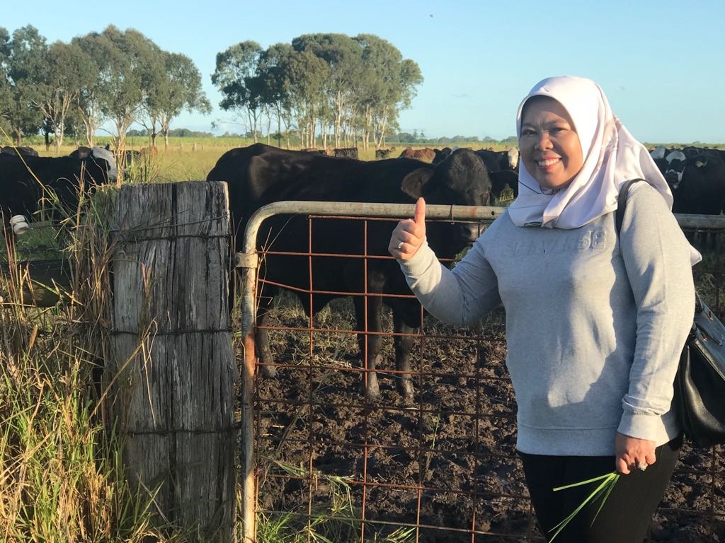 Kunjungan Bupati Ke Australia, Mulai Dari kebun Blueberry Sampai Ke Peternakan Sapi