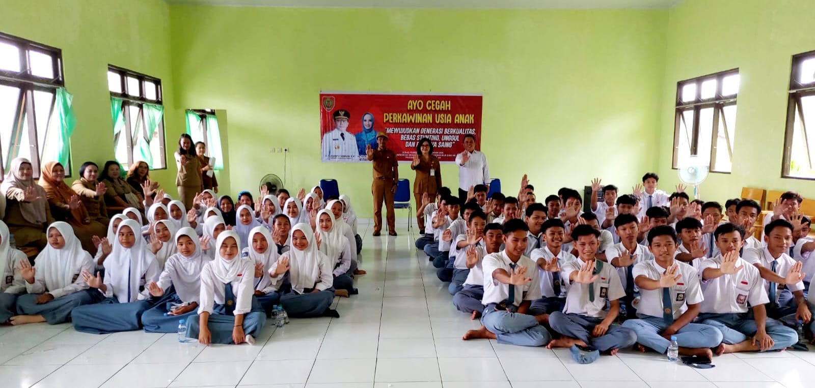 Dinas P3APPKB Prov. Kalteng Selenggarakan Sosialisasi Pencegahan Perkawinan Usia Anak di Beberapa SMA/SMK Kota Palangka Raya