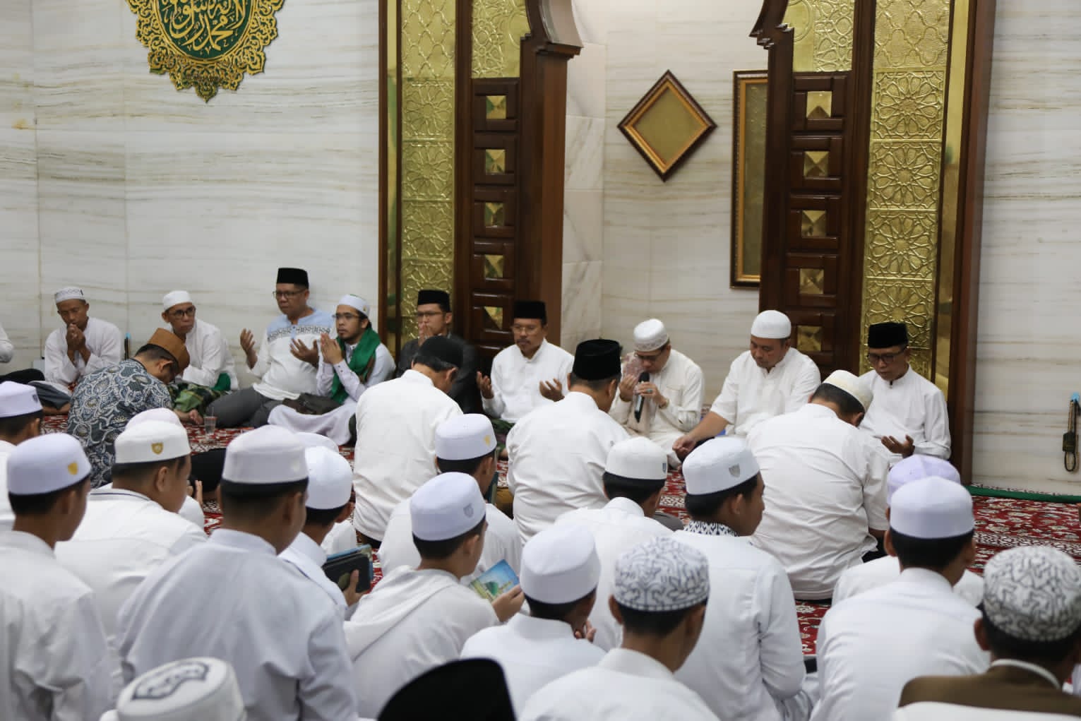 Jelang Gelar Rangkaian Peringatan Harjad Kalteng, Sekda Nuryakin dan Pejabat JPT Pratama Gelar Salat Hajat
