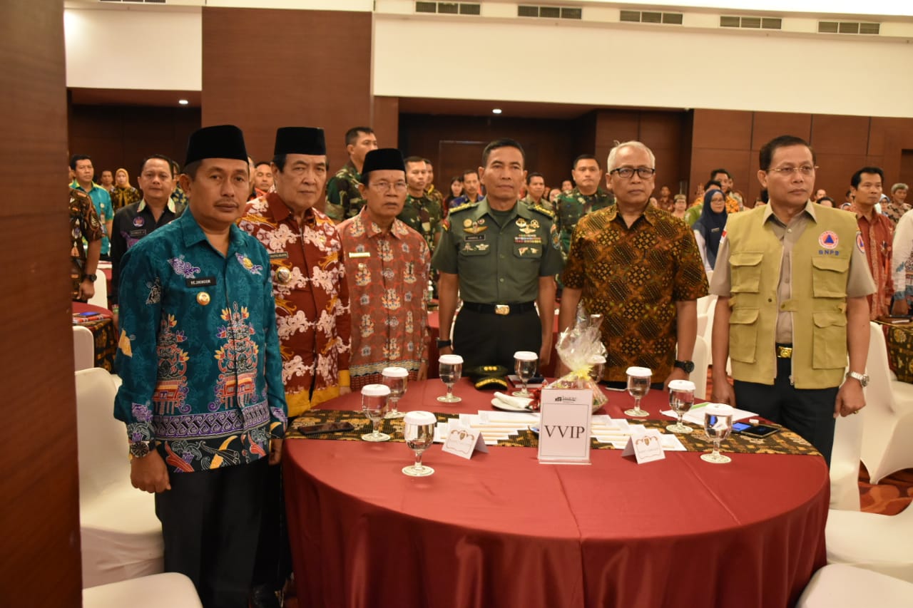 Gubernur Tekankan Upaya Penanggulangan Dini Dalam Menyikapi Karhutla