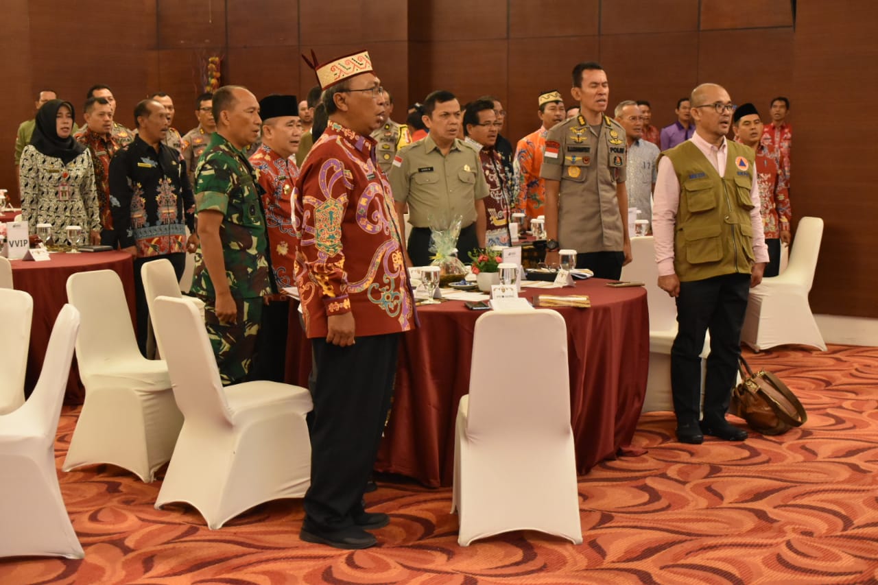 Gubernur Tekankan Upaya Penanggulangan Dini Dalam Menyikapi Karhutla