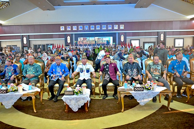 Gubernur Kalteng Buka Seminar Nasional Hari Koperasi ke-78, Soroti Peran Strategis Koperasi