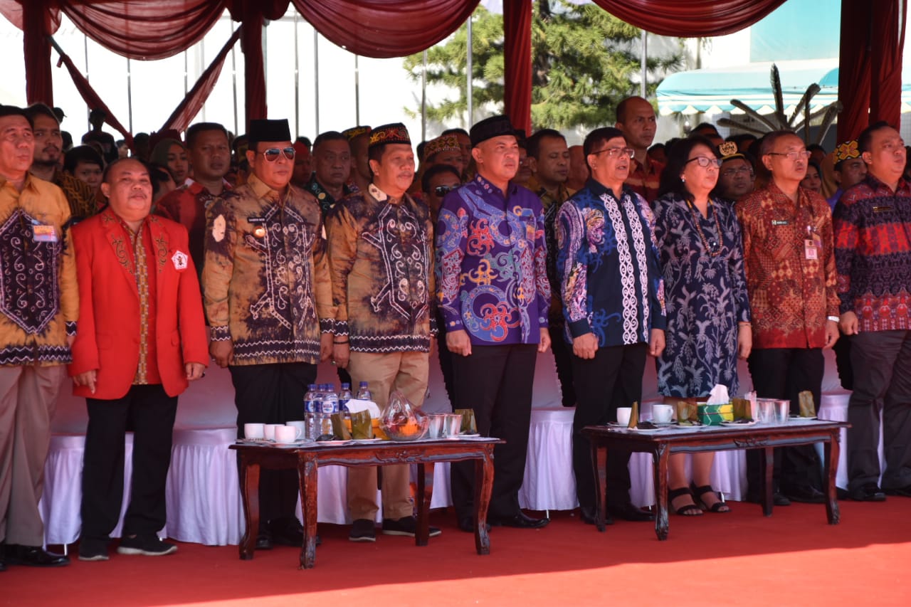 DAD Kalimantan Tengah Ikut Meriahkan Pembukaan Festival Pesona Budaya Borneo 2  