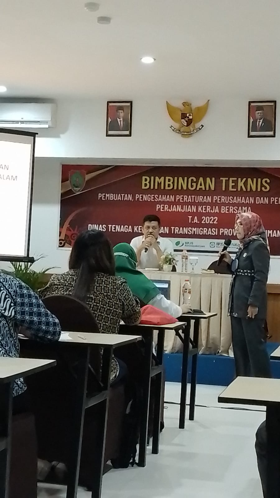 Disnakertrans Prov. Kalteng Gelar Bimtek PP dan PKB