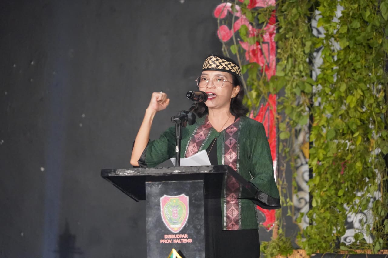 Disbudpar Prov. Kalteng Gelar Seni Budaya Kalimantan Tengah dengan tema “Merajut Damai di Bumi Kalteng Berkah”