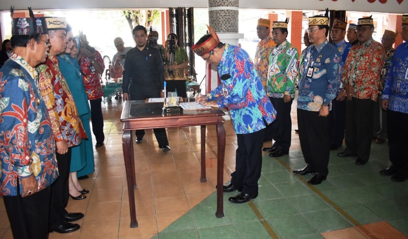 Pengurus PKK Dan GOW Resmi Dilantik