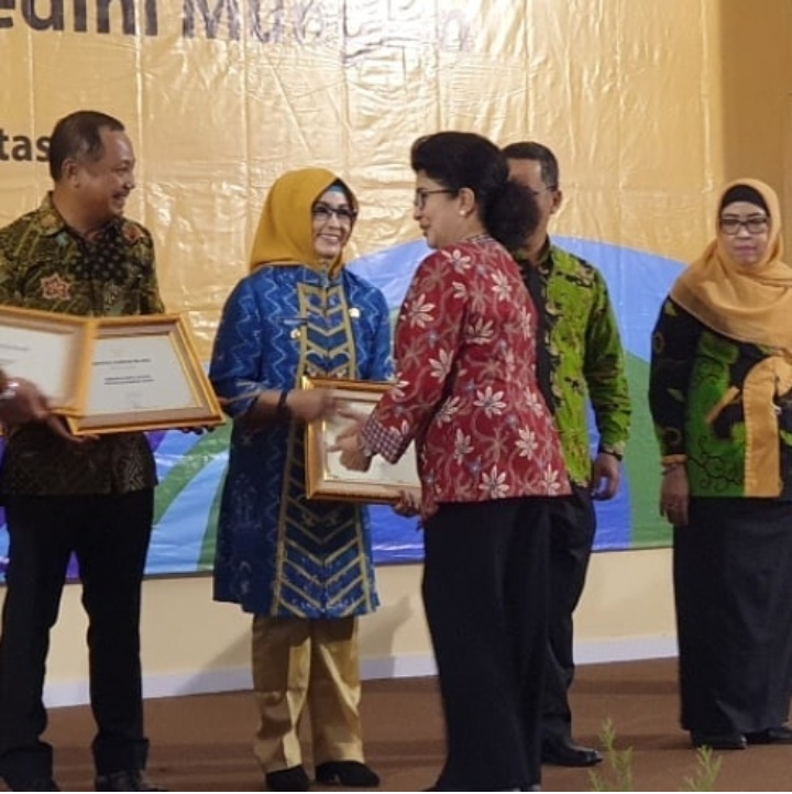 Kota Palangkaraya Meraih Sertifikat Eliminasi Malaria