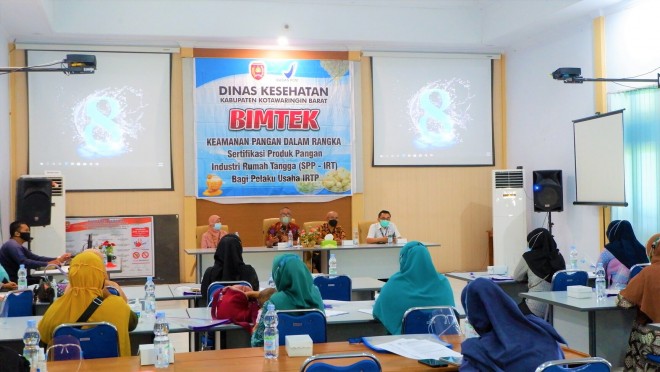 Dorong Miliki SPP-IRT, Dinkes Kobar Adakan Bimtek Keamanan Pangan bagi Pelaku Usaha Industri Rumah Tangga Pangan