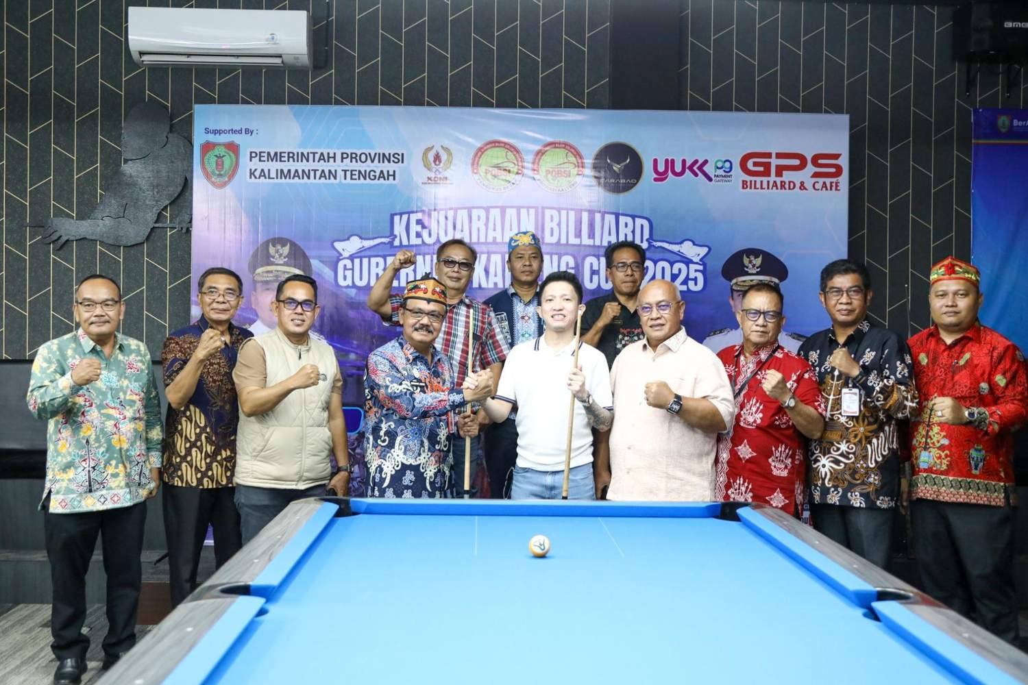 Asisten Ekbang Herson B. Aden Resmi Membuka Kejuaraan Billiard Internasional Gubernur Cup 2025 di Palangka Raya