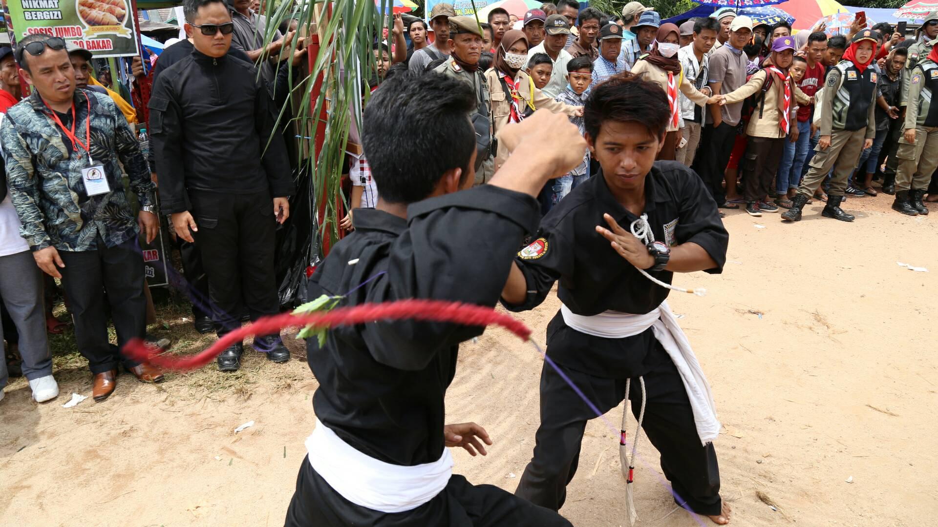 Puncak Festival Budaya Daerah Danau Sembuluh Tahun 2019