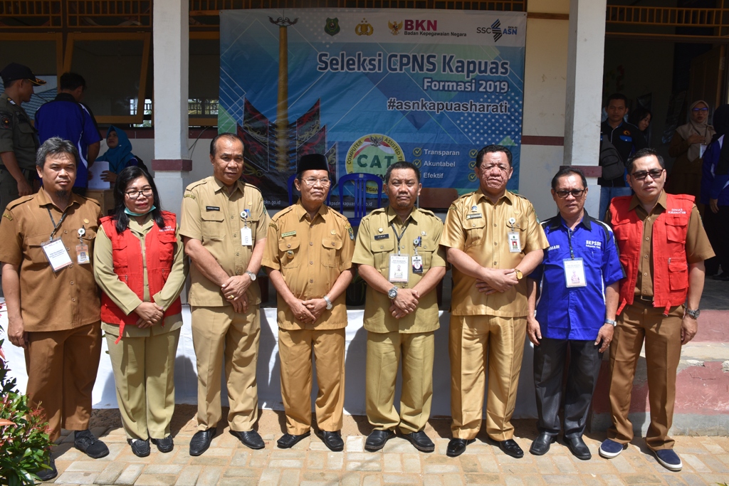Wakil Bupati Kapuas Kunjungi Lokasi Seleksi CPNS Kapuas