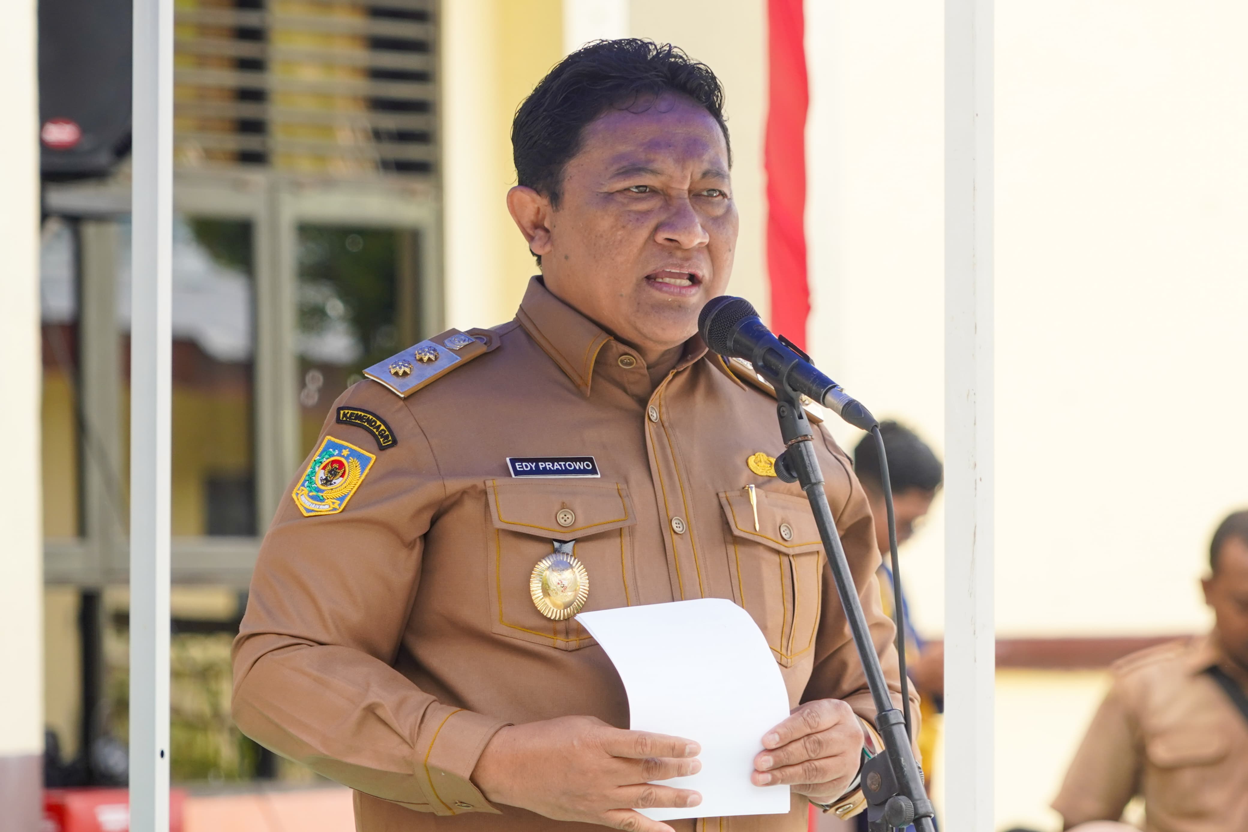 Wakil Gubernur H. Edy Pratowo Sosialisasikan Pelajar Gunakan Hak Pilihnya Dalam Pemiilu Tahun  2024
