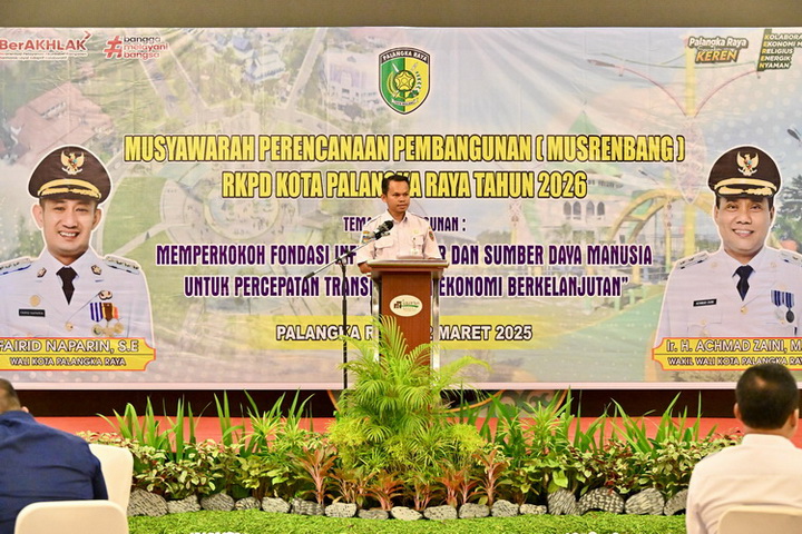 Wakili Kepala BAPPERIDA, Sekretaris BAPPERIDA Prov. Kalteng Sampaikan Arahan Pada Musrenbang RKPD Kota Palangka Raya Tahun 2026