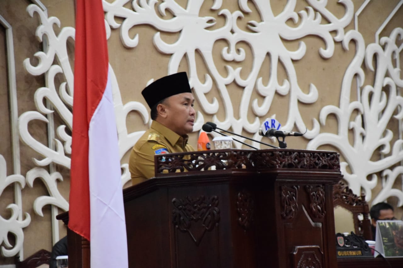 Gubernur H. Sugianto Sabran Berikan Tanggapan, Penjelasan dan Jawaban atas Pemandangan Umum Fraksi-Fraksi Pendukung DPRD Terhadap 2 Rancangan Peraturan Daerah Kalteng Tentang Pengelolaan Daerah Aliran Sungai dan Cagar Budaya