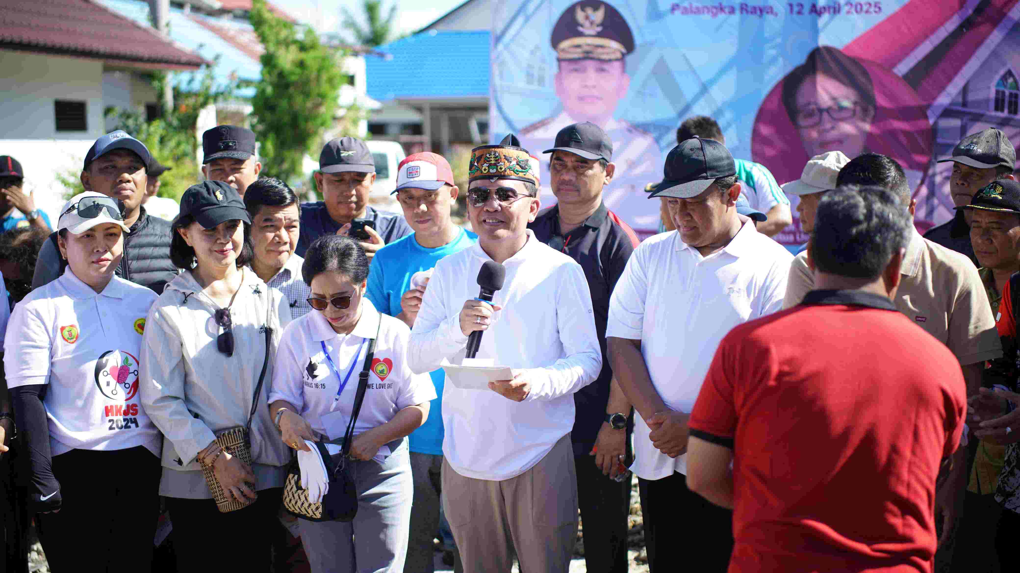 Gubernur Agustiar Sabran Ajak Jemaat GKE Perkuat Toleransi dan Kebersamaan, Plt. Kadisdik Kalteng Apresiasi Semangat Kebersamaan yang Digaungkan Gubernur