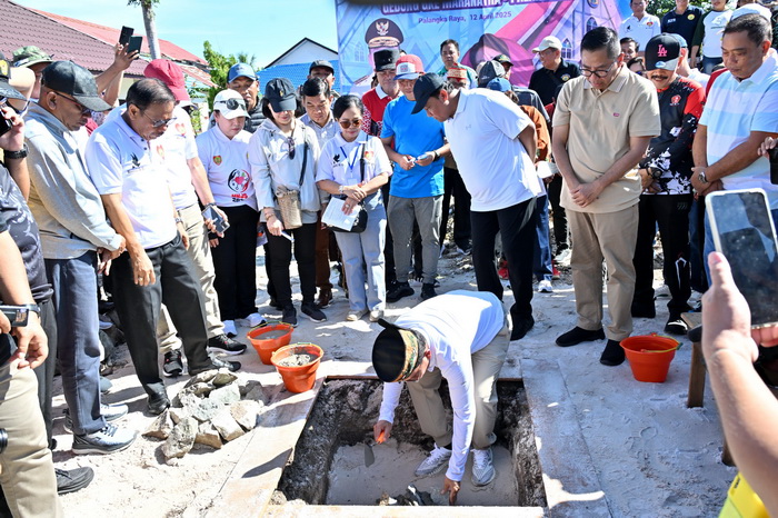 Kepala BAPPERIDA Kalteng Dampingi Gubernur pada Peletakan Batu Pertama Gereja GKE Maranatha dan Jalan Sehat HUT ke-186 GKE