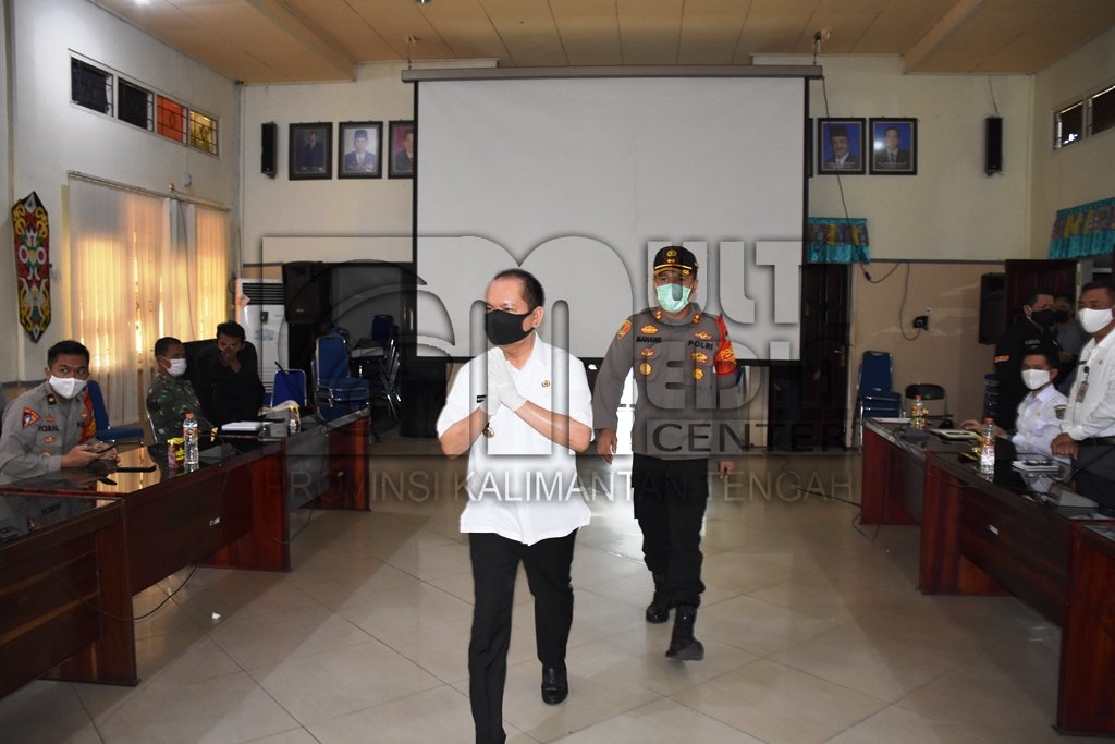 Bupati Kapuas Perintahkan Dinas Kesehatan Untuk Segera Melakukan Rapid Test Massal