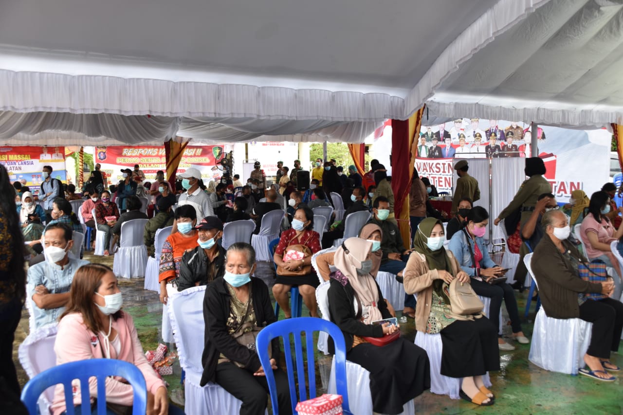 Gubernur Kalteng Perintahkan Kepala Daerah dan Kepala Sekolah Ajak Keluarga Wali Murid Vaksinasi