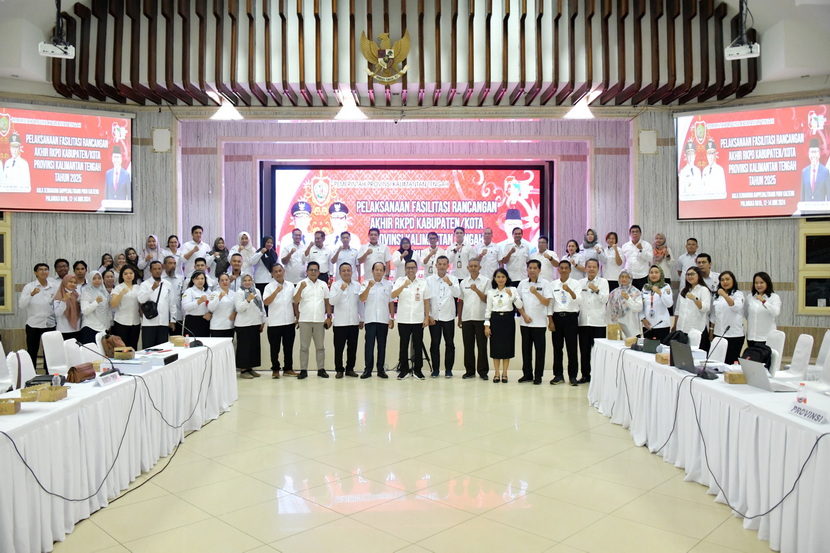 Bappedalitbang Prov. Kalteng Fasilitasi Rancangan Akhir RKPD Kab/Kota Tahun 2025