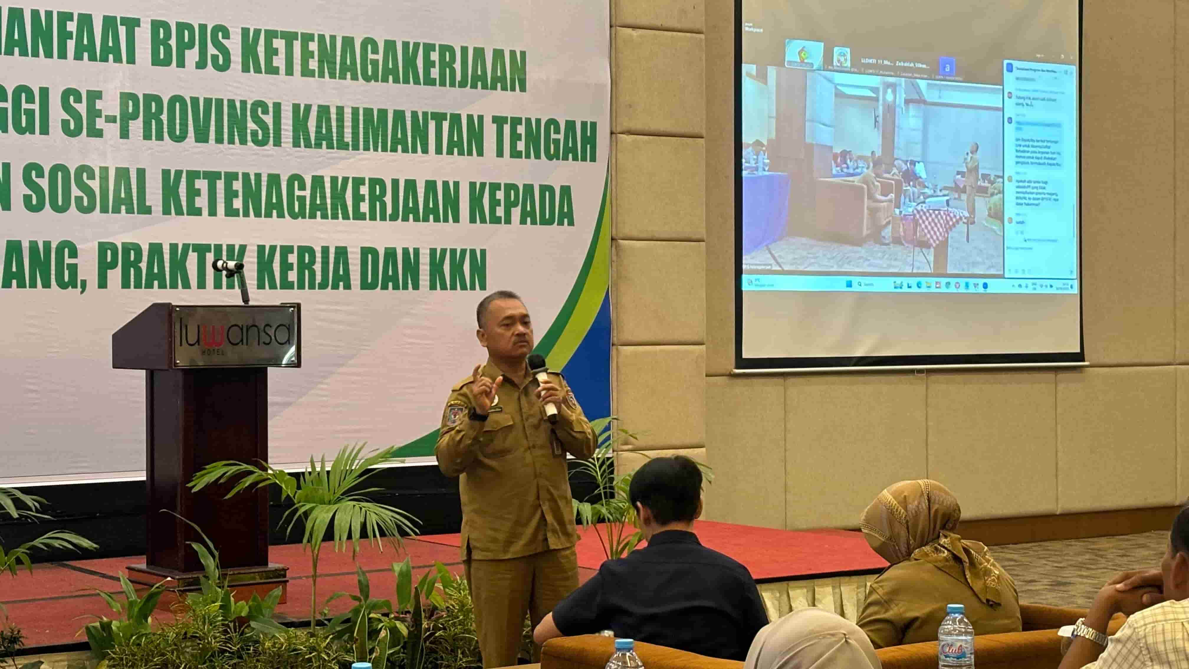 Kadisnakertrans Prov. Kalteng Jadi Narasumber Kegiatan Sosialisasi Program dan Manfaat BPJS Ketenagakerjaan Kepada SMK dan Perguruan Tinggi 