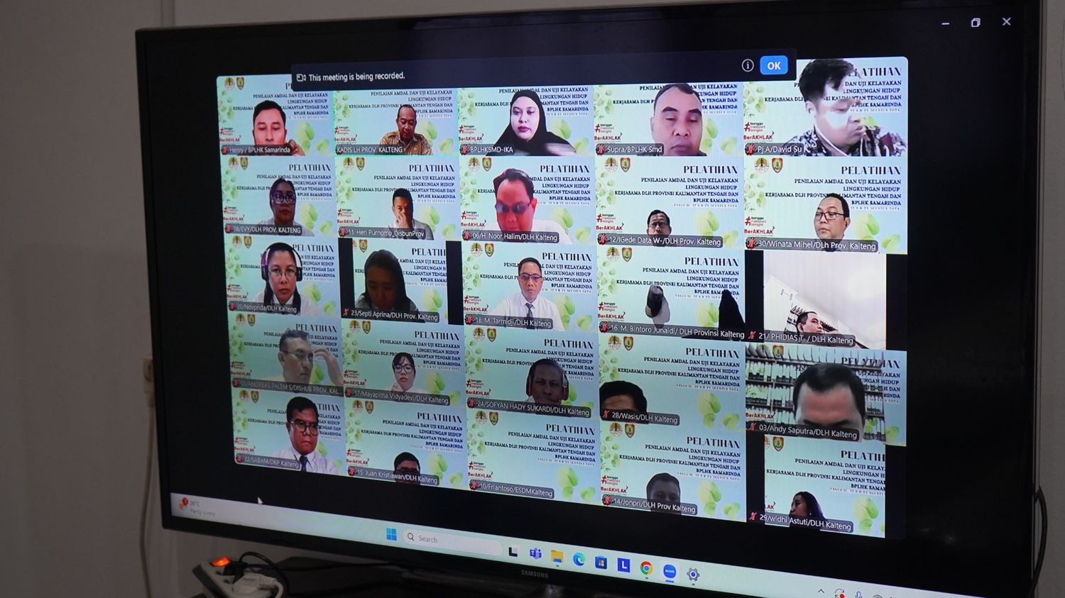 Pemprov Kalteng melalui DLH bersama BPLHK Samarinda Selenggarakan Diklat Amdal C