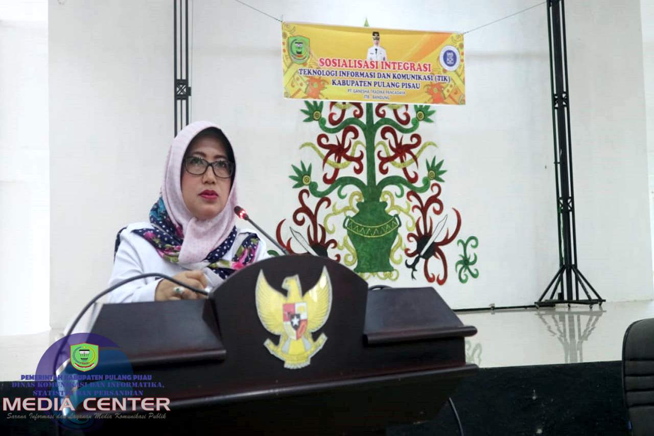Pj. Bupati Pulang Pisau Buka Acara Sosialisasi Integrasi Aplikasi TIK