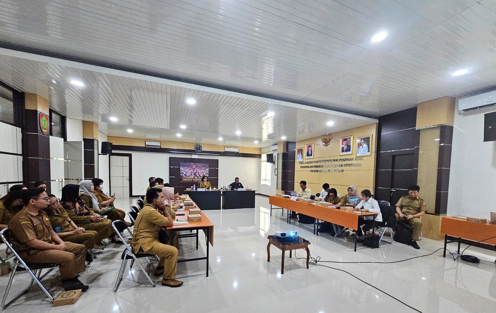 Dinas P3APPKB Terima Visitasi Monev Komisi Informasi Kalteng
