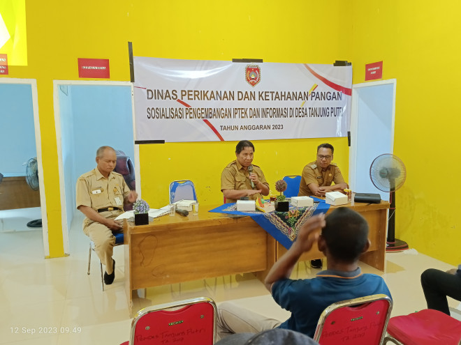 Permudah Nelayan dalam Legalitas Usaha, DPKP Kobar Adakan Sosialisasi Perizinan Usaha Berbasis Resiko