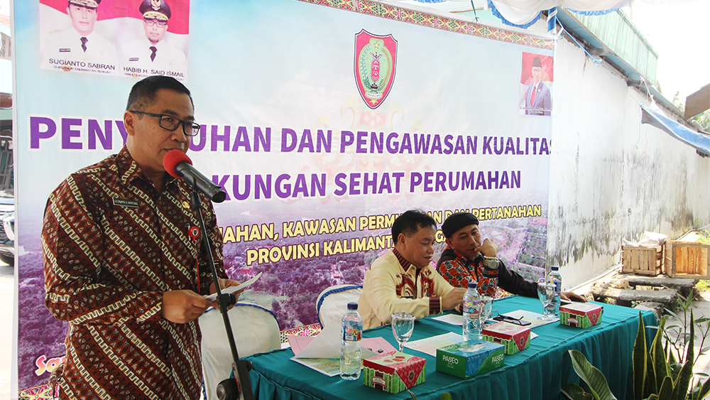 DISPERKIMTAN Provinsi Kalteng Selenggarakan Penyuluhan dan Pengawasan Kualitas Lingkungan Sehat Perumahan di Kabupaten Kotawaringin Timur