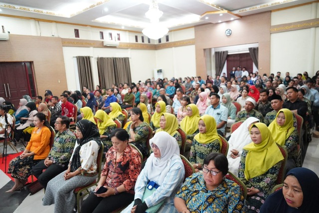 Gubernur Sugianto Sabran Gelar Ramah Tamah Bersama Tenaga Pendidik dan Kependidikan Murung Raya