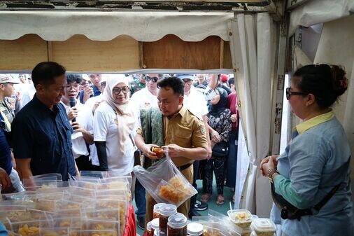 Kadisbudpar Hadiri Pameran Produk Lokal Unggulan Kalimantan Tengah pada Gebyar UMKM 2024 Wilayah Timur