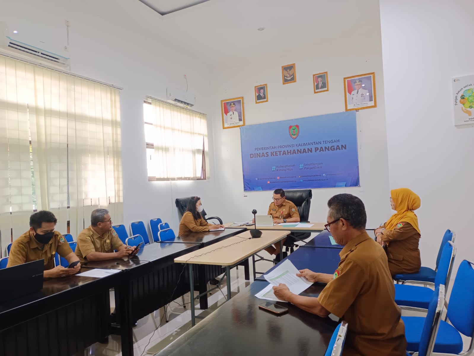 Dinas Ketahanan Pangan Prov. Kalteng Evaluasi Perkembangan Harga Beras di Daerah